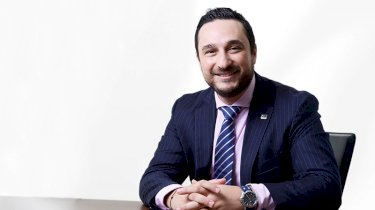 Tech laggard advice firms at risk